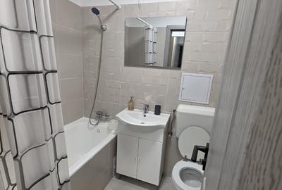 Apartament cu 2 camere decomandat în Titan - 2