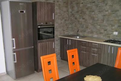 PF inchiriez Apartament Duplex 7 camere 4 bai Mamaia Nord central str. D2 PF inchiriez Apartament Duplex 7 camere 4 bai Mamaia Nord central str. D2 - 4