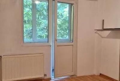 Apartament 3 camere - CENTRALA PROPRIE - ETAJ 1 - langa MEGA MALL - 3