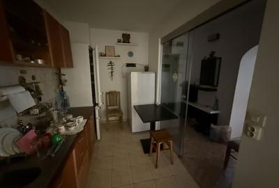 Apartament cu 3 camere decomandat în Lacul Tei - 6