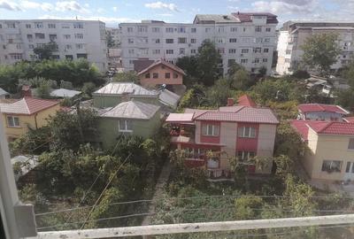 Apartament cu 2 camere decomandat în Central - 3