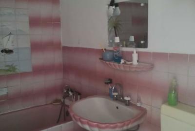 Apartament cu 2 camere decomandat în 23 August - 3