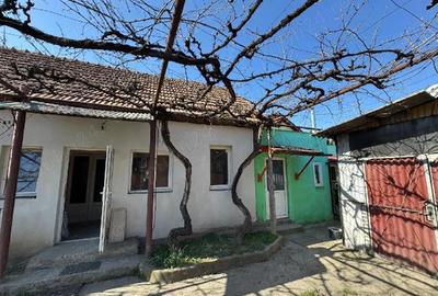 Apartament cu 2 camere decomandat în Aleșd - 1