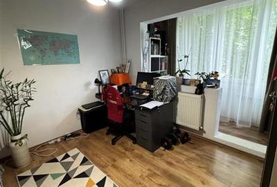 Apartament cu 3 camere semidecomandat în Berceni - 8