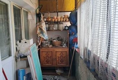 Apartament cu 4 camere decomandat în Coman - 5