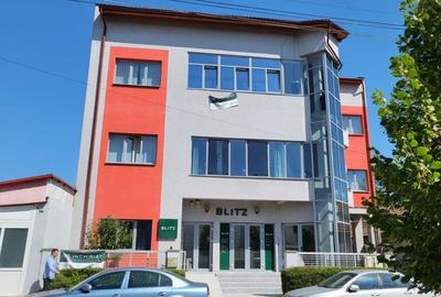 Birou, 450 mp în Buziașului