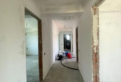 Casă cu 4 camere cu Teren 400 Mp în Domnești - 17