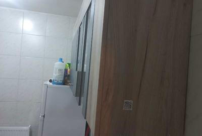 Apartament cu 2 camere decomandat în Eroii Revoluției - 1