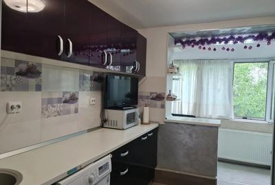 Vand apartament cu 3 camere decomandat - 3