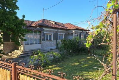 Casa+teren in com.Potigrafu deschidere 26m - 1