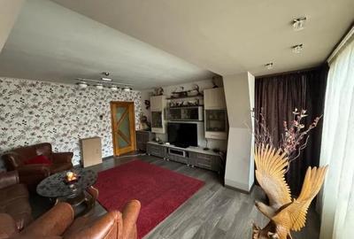 Apartament cu 3 camere, cartier Noua - 1