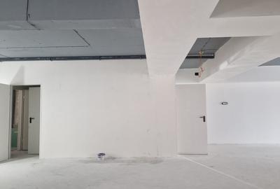 Spatiu comercial/birouri - Sos. Oltenitei - 195 mp -bloc nou - centrala termica - 10