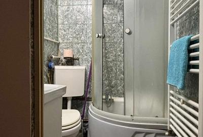 Garsonieră de închiriat, centrală pe gaz, etaj 3, bucatarie separată, Calea Giro - 3