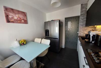 Apartament cu 2 camere decomandat în 1 Decembrie 1918 - 3