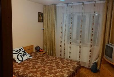 Apartament cu 3 camere decomandat în Exterior Vest - 2