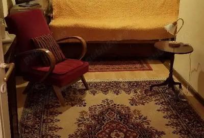 Garsonieră decomandată în Universitate - 2