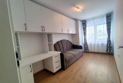 Apartament cu 3 camere semidecomandat, mobilat în Ipotești - 2