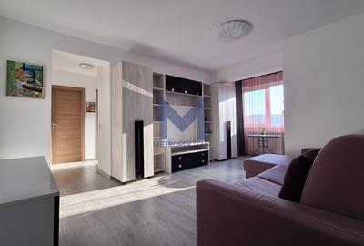 Apartament cu 3 camere decomandat în Sud