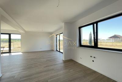 Vila exclusivista**P+1**5 Camere**Teren 704 mp***Langa Padure//Balotesti - 32