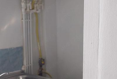 Garsonieră decomandată în Central - 1