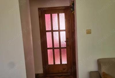 Apartament cu 4 camere decomandat în Central - 1