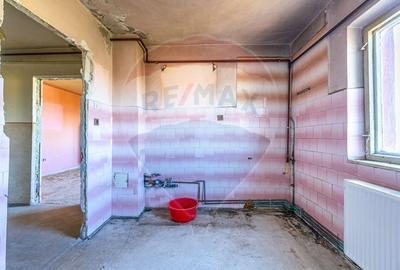 Apartament 2 camere/ 2 balcoane/de renovat-  zona Tractorul! - 25