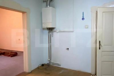 Casă cu 4 camere cu Canalizare în Central - 10