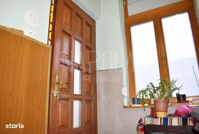 Apartament cu 5 camere în Central - 8