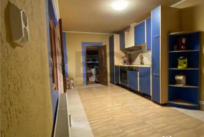 Casă cu 6 camere cu Teren 1800 Mp în Curățele - 10