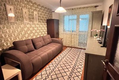 Inchiriez apartament doua camere M20 - 4