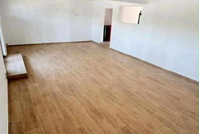 Spațiu comercial, de 72 mp, în Poiana - 4