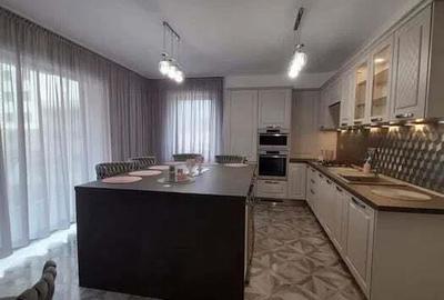 Apartament cu 3 camere decomandat în Livezeni - 2