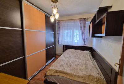 Apartament cu 3 camere decomandat, mobilat în Boema - 8