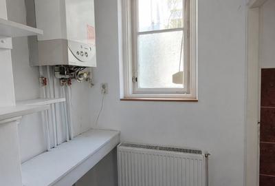 Birou, de 40 mp, în Central - 5