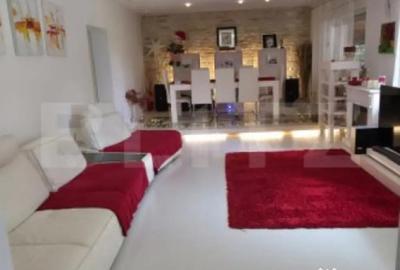 Casă cu 7 camere cu Teren 3833 Mp în Băicoi - 6