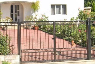 Casă cu 4 camere cu Teren 1128 Mp în 1 Mai - 9