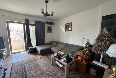 Apartament cu 4 camere decomandat în Cotroceni - 2