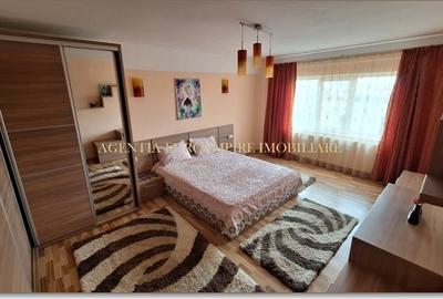 Apartament de inchiriat in Constanta, Inel II - 3 camere decomandat - 2