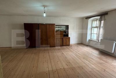 Apartament de vanzare, 3 camere, 95 mp, zona Piata Sfatului