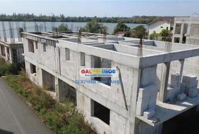 Casă cu 4 camere cu Teren 250 Mp în Central - 2