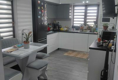 Casă cu 4 camere în Albota - 3