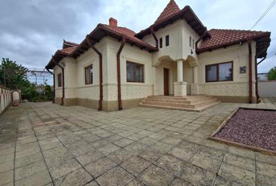 Casă elegantă complet renovată, 4 camere, 2 corpuri – Kogălniceanu - 8
