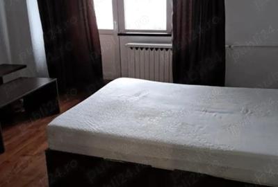 Garsonieră decomandată în Vitan