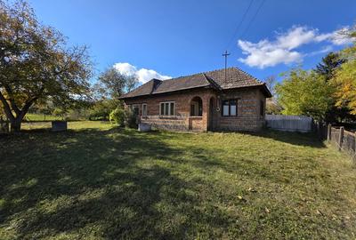 Casa com.Band 3 cam. 80mp + teren 3285mp - 1