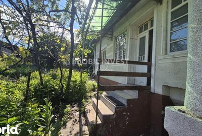 Casă cu 3 camere cu Teren 3500 Mp în Central - 5