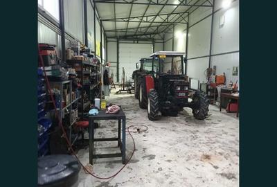 Spațiu comercial, de 220 mp, în Central - 8