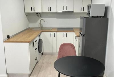 Apartament cu 3 camere decomandat în Ultracentral