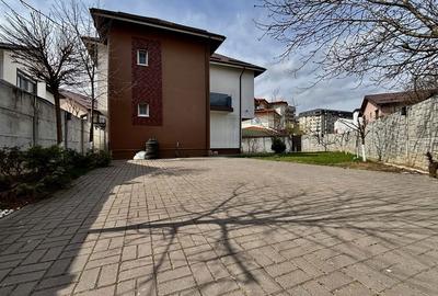 Casă cu 4 camere în Central - 8