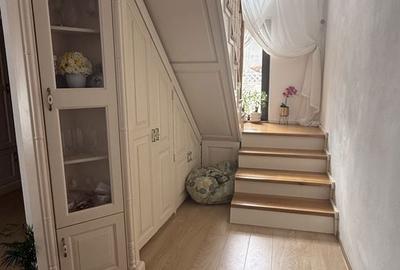 Casă cu 5 camere cu Teren 433 Mp în Central - 8