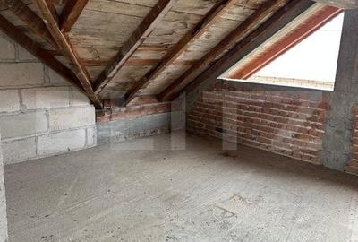 Casa de vanzare la rosu, 10 camere, 246,50 mp, zona Exterior Sud - 5